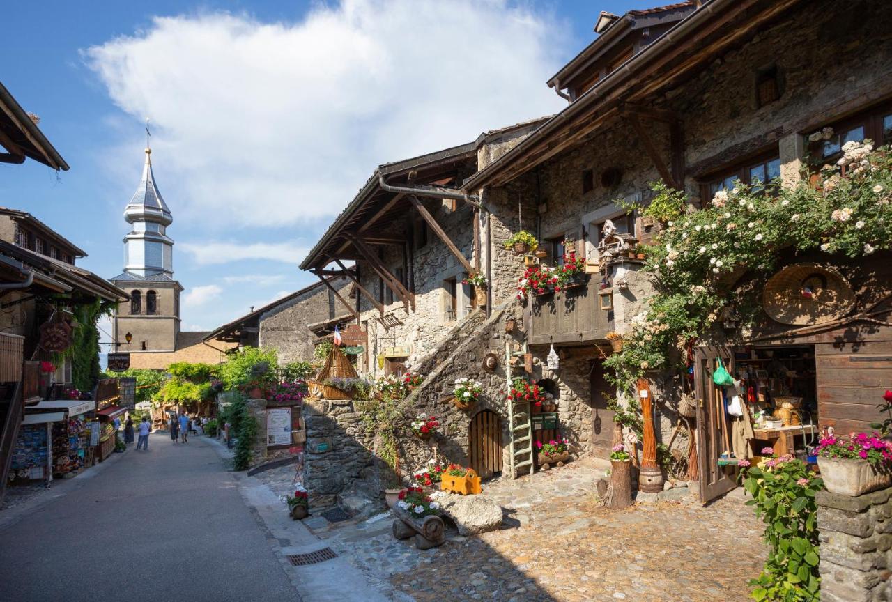 Hotel Camping La Pinede Excénevex Zewnętrze zdjęcie